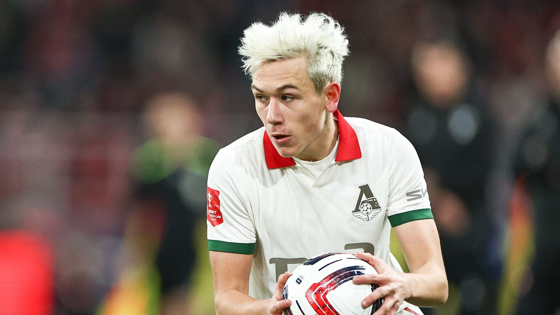 L’agent d’Aleksey Batrakov annonce un transfert à 25 M€ bouclé à 95% avec le PSG !