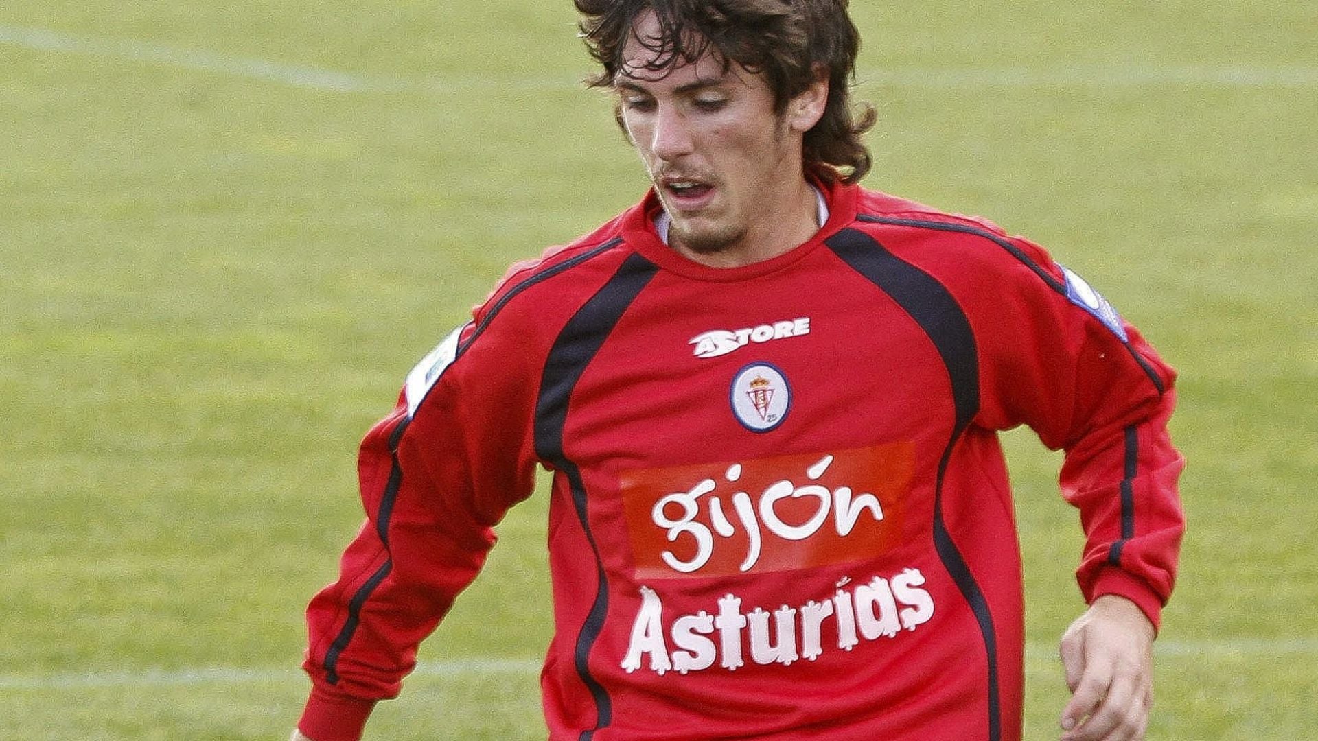 Mangez du porc» : un président d'un club espagnol poursuit ses joueurs musulmans avec du jambon