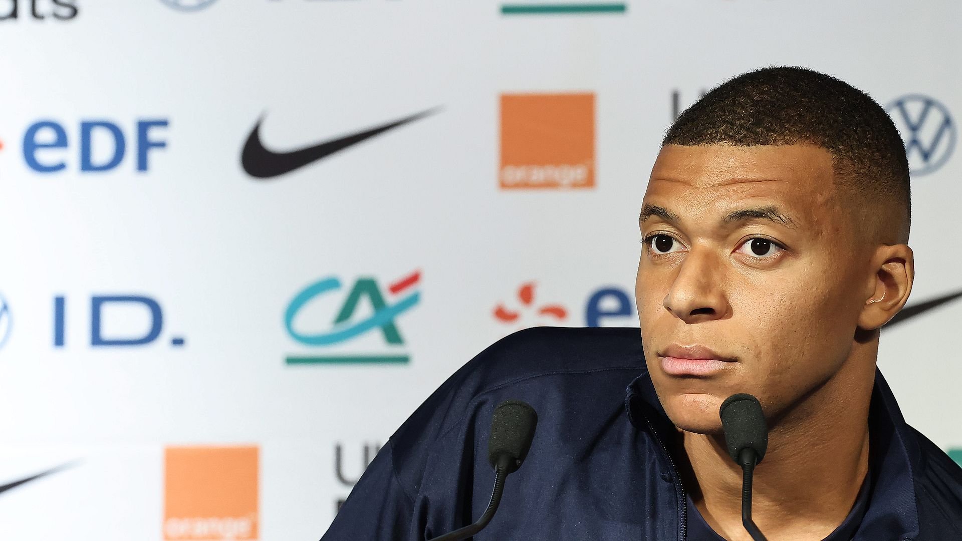 EdF : Christophe Dugarry allume Kylian Mbappé