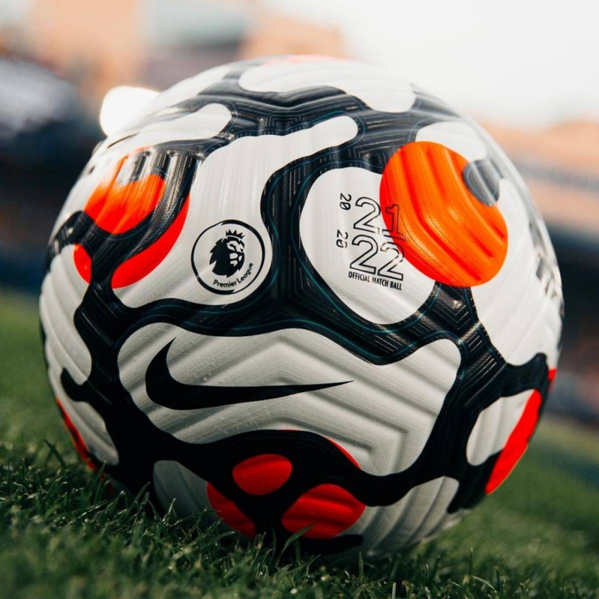 Nike révèle le ballon de la Premier League pour la saison 2021-2022 !