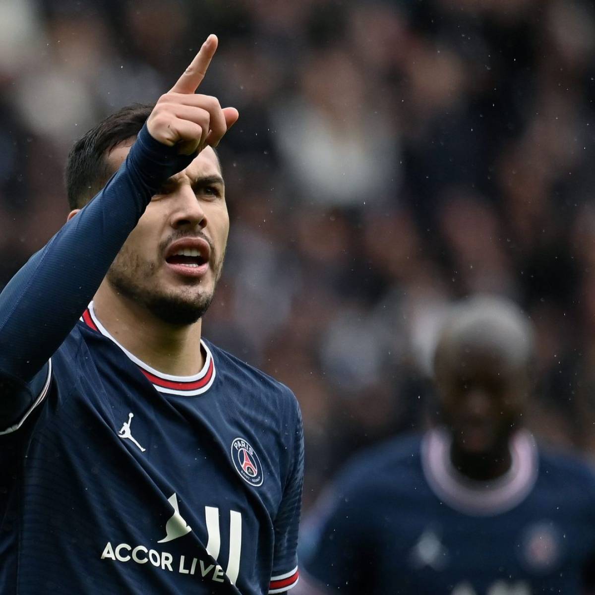 Le PSG proche de conclure le départ de Leandro Paredes !