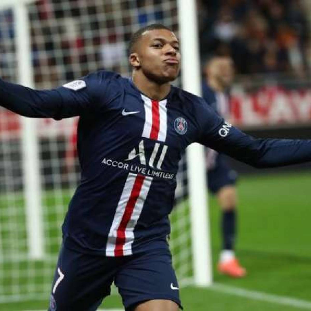 Photo De Kylian Mbappe à Imprimer PSG : on n'arrête plus la machine à marquer Kylian Mbappé