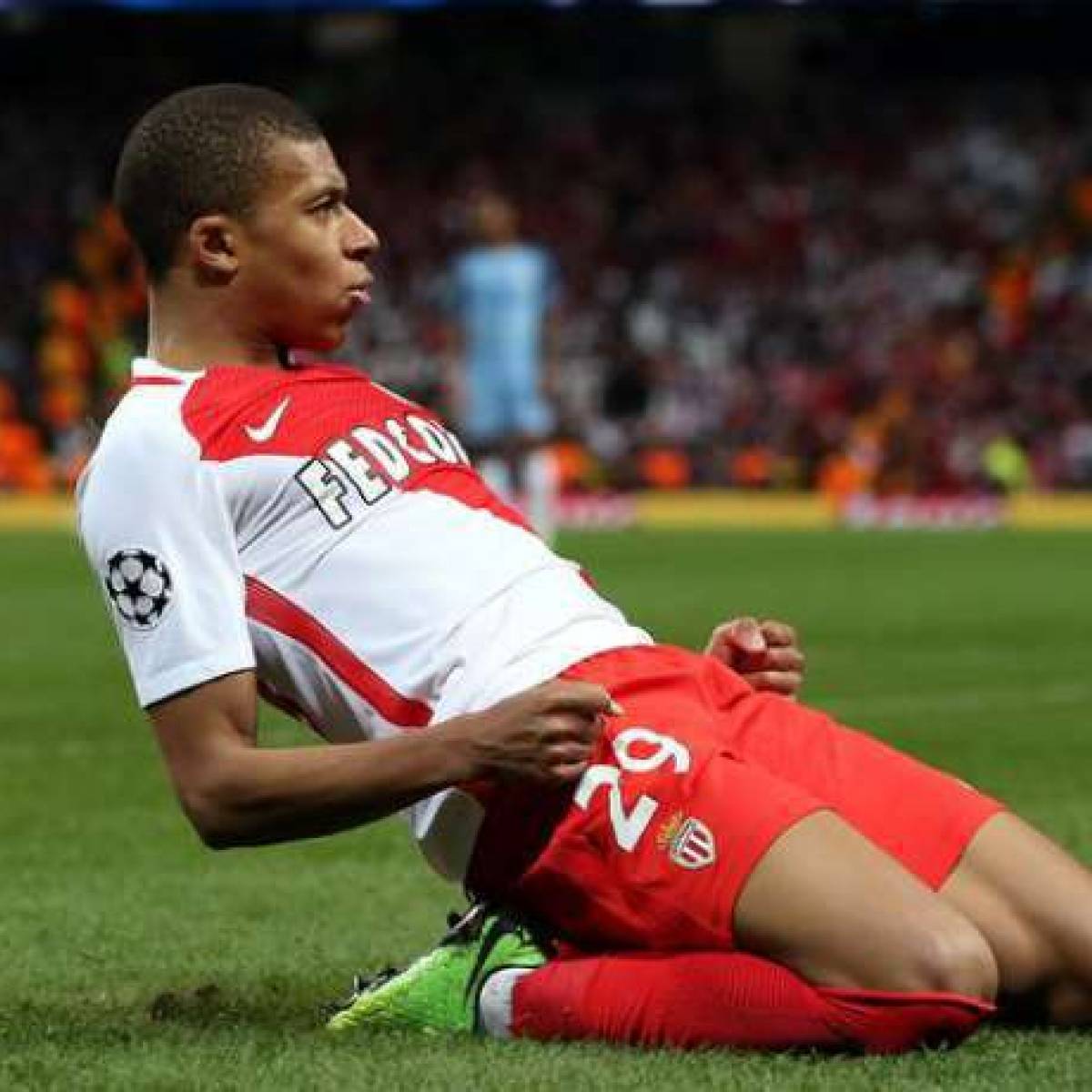 VIDEO. Monaco-City: Le jour où Kylian Mbappé a porté le maillot du