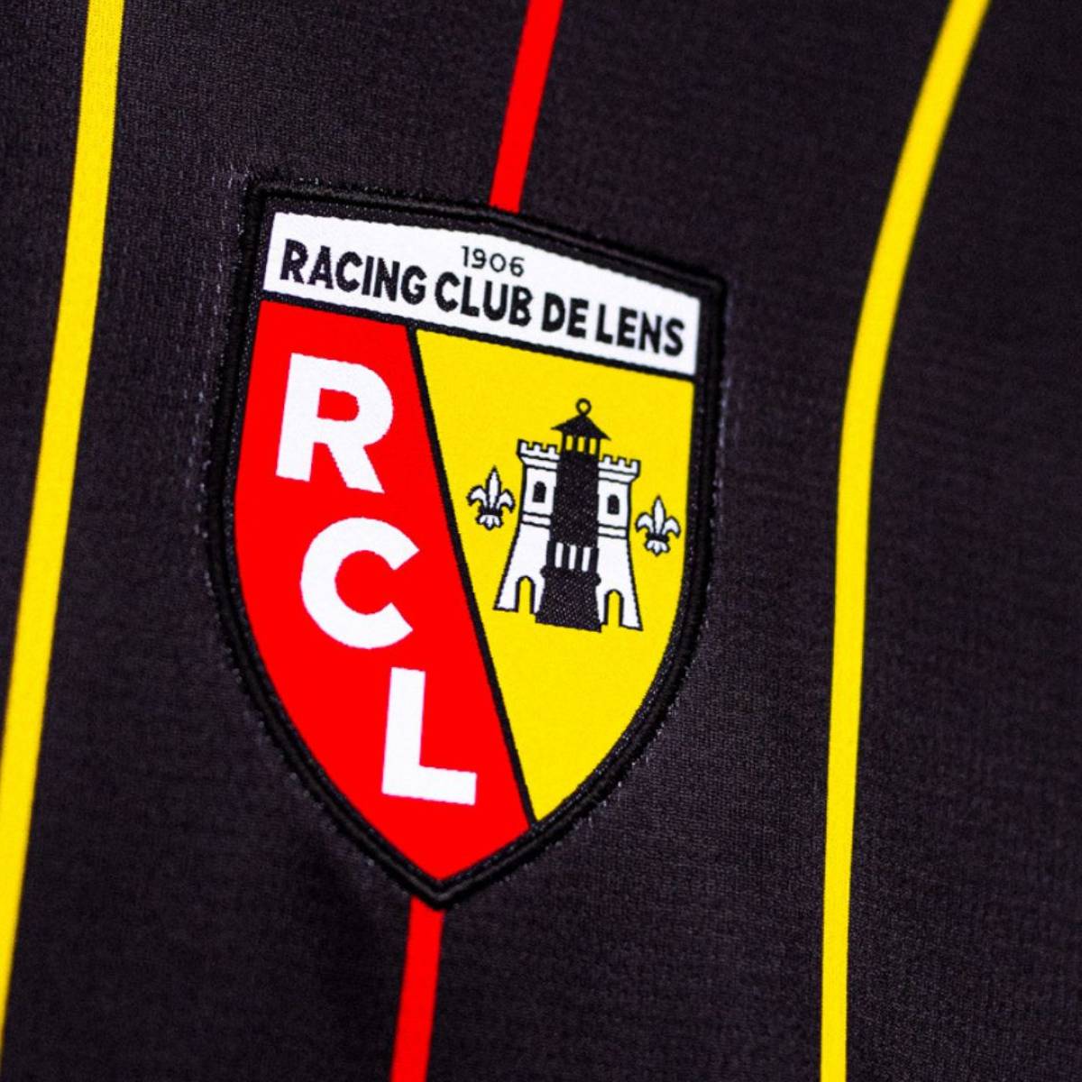 Maillot entraînement RC Lens rouge jaune 2023/24