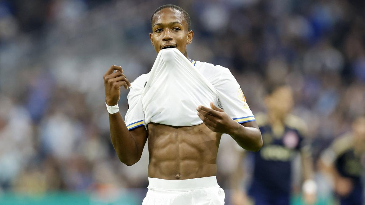 https://www.footmercato.net/a5471184160044315125-ligue-europa-lom-sincline-contre-lolympiakos-le-stade-rennais-arrache-la-victoire-sur-le-gong-contre-lofi-crete