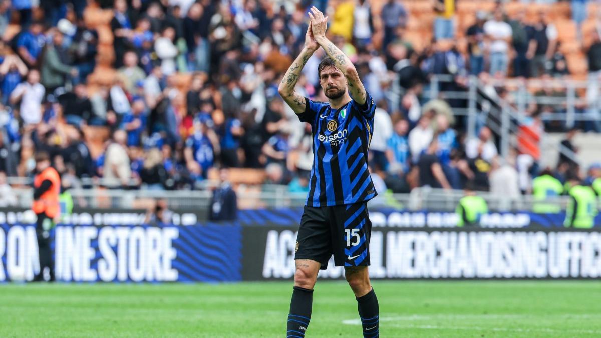 Inter : Acerbi s’énerve contre un supporter parisien