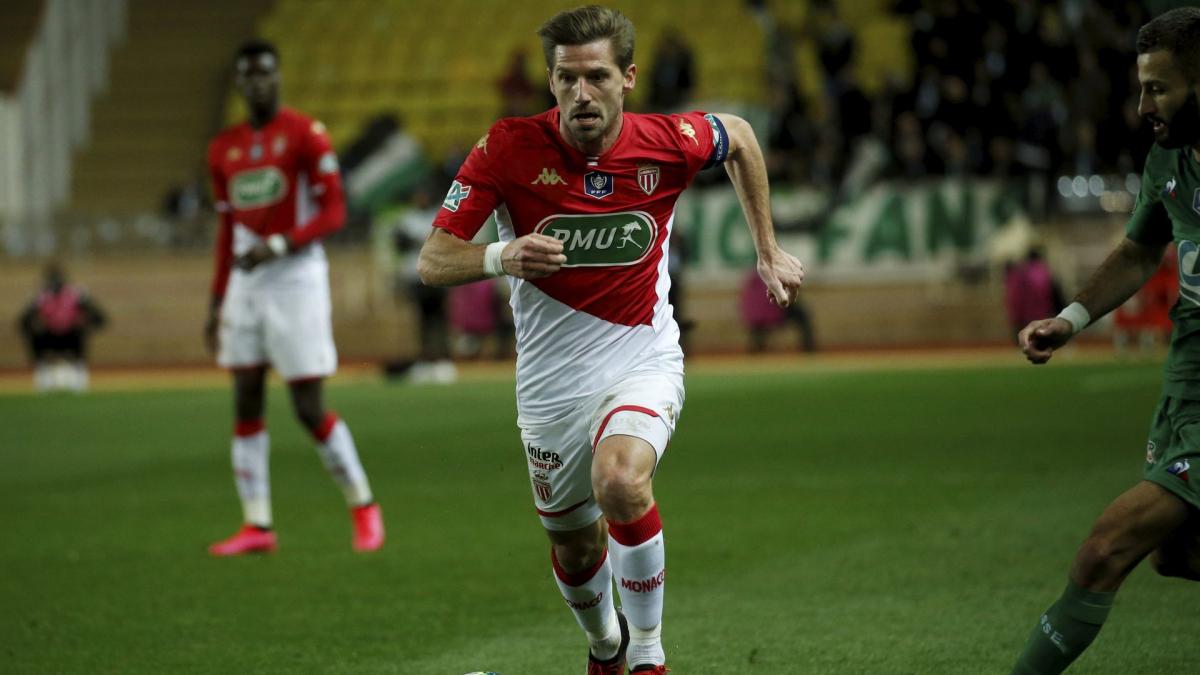 Adrien Silva prend sa retraite
