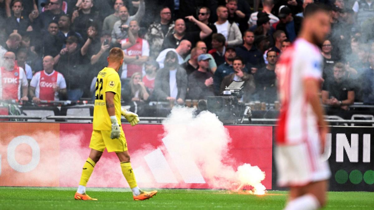 Marco van Basten demande l’arrêt du foot pro aux Pays-Bas