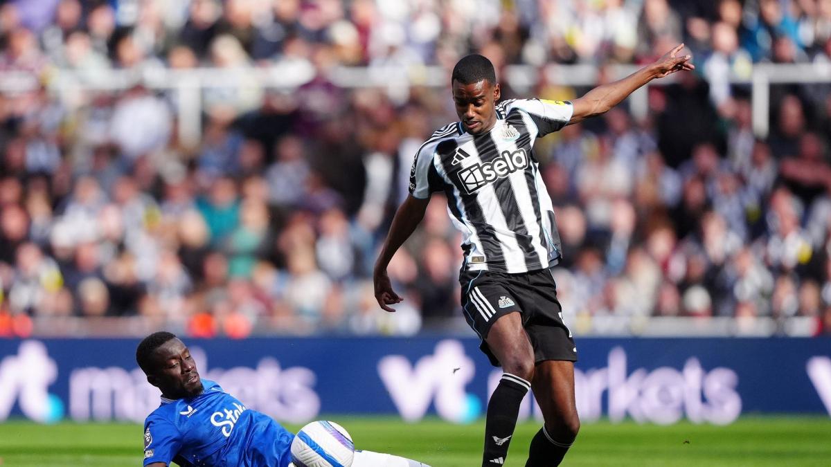 Alexander Isak s’entraîne à la Real Sociedad !
