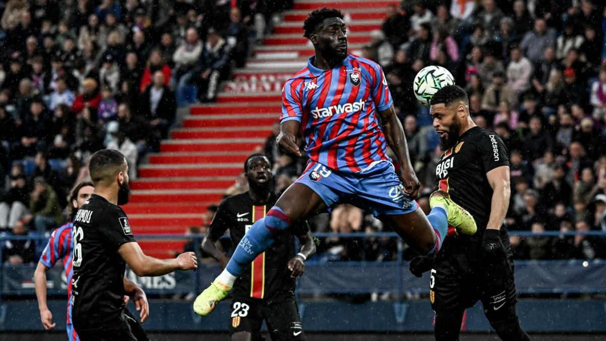SM Caen : la mise au point du conseiller d’Alexandre Mendy après la sortie piquante de Fayza Lamari