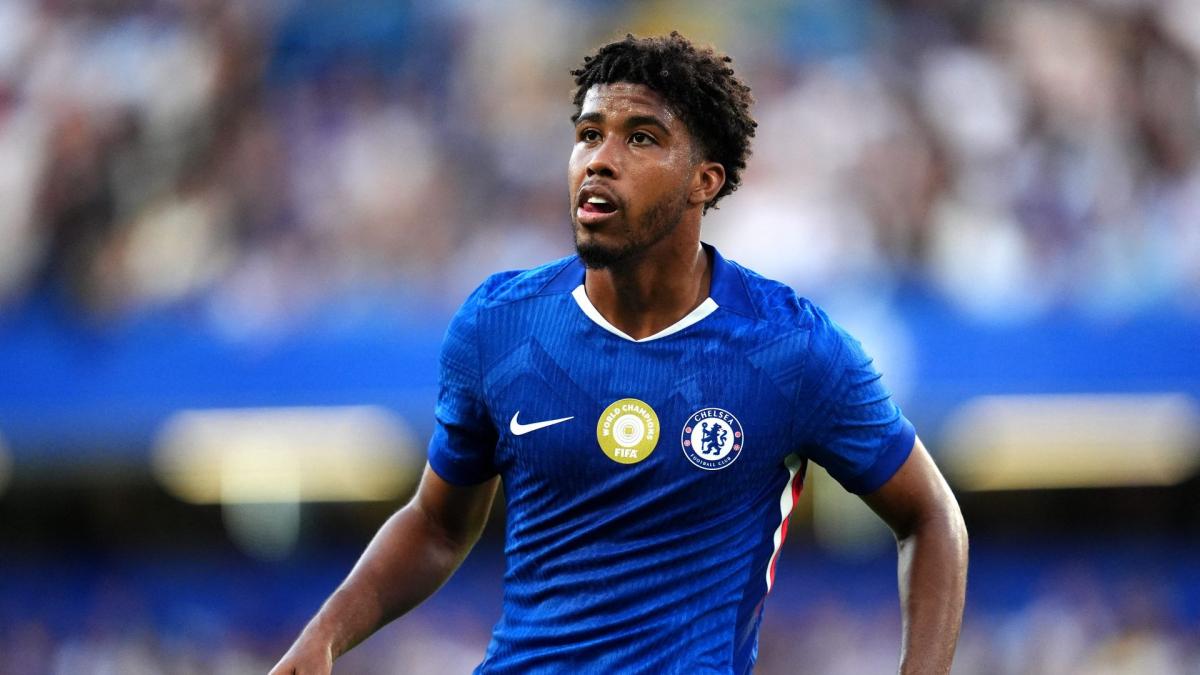 تشيلسي يرفض عرضاً سعودياً ضخماً لضم أندري سانتوس ويفضل بقاءه في لندن