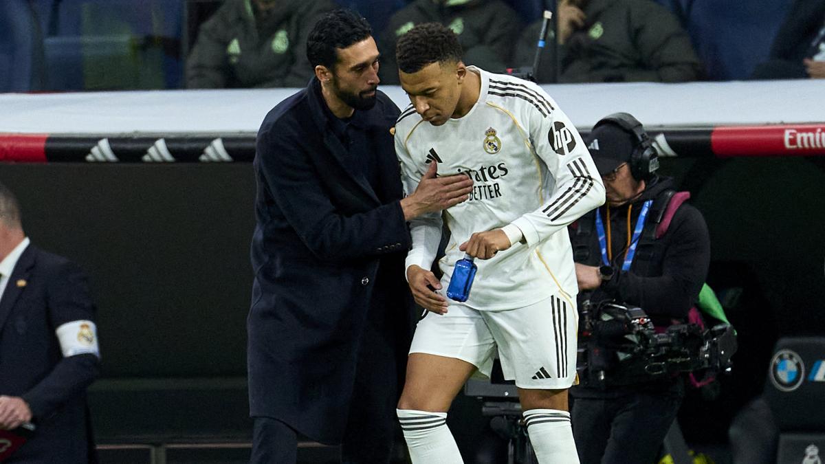 Real Madrid : Vinicius Jr et Alvaro Arbeloa dézinguent les détracteurs de Kylian Mbappé