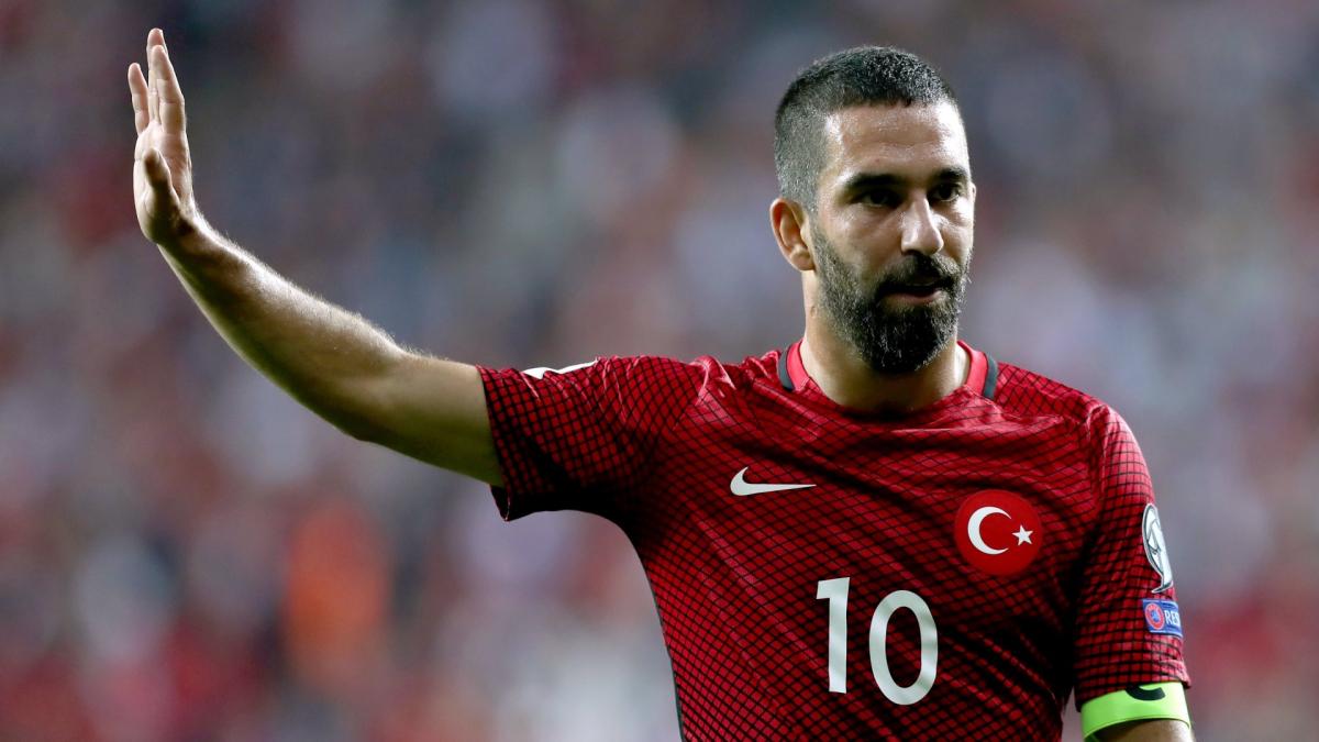 Le joueur du FC Barcelone Arda Turan risque 12 ans de prison - L