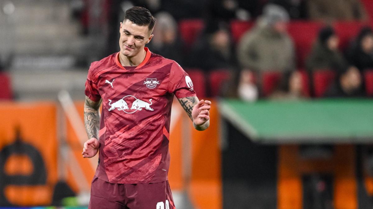 Newcastle veut Benjamin Šeško tout en gardant Alexander Isak