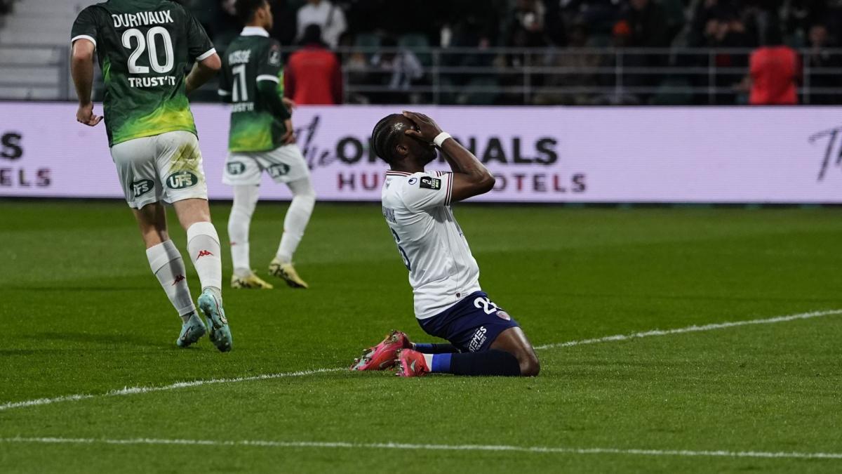 Ligue 2 : jusqu’où ira la terrible descente aux enfers de Clermont ?