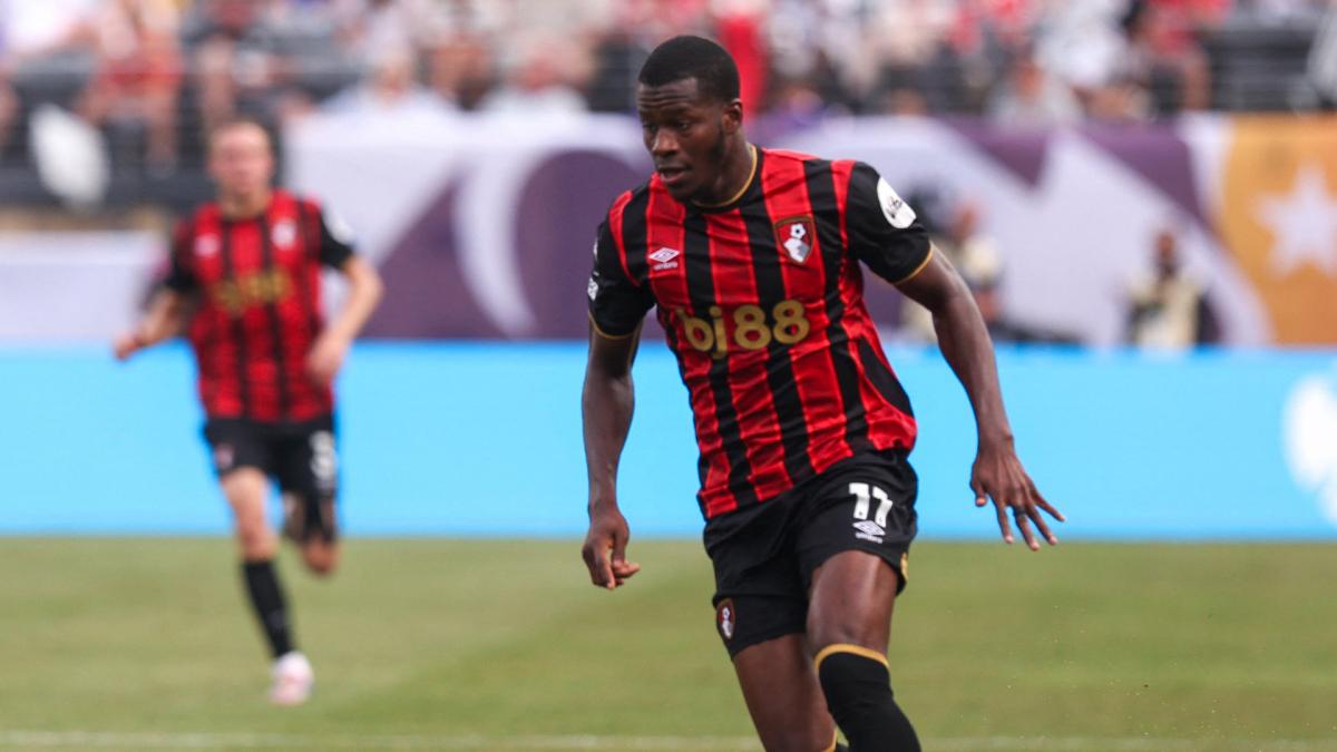 Dango Ouattara file à Brentford !