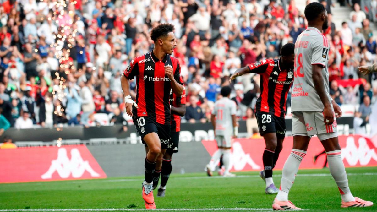 Ligue 1 : avec un Kluivert catastrophique, l’OL s’incline à Nice et loupe le trône de leader