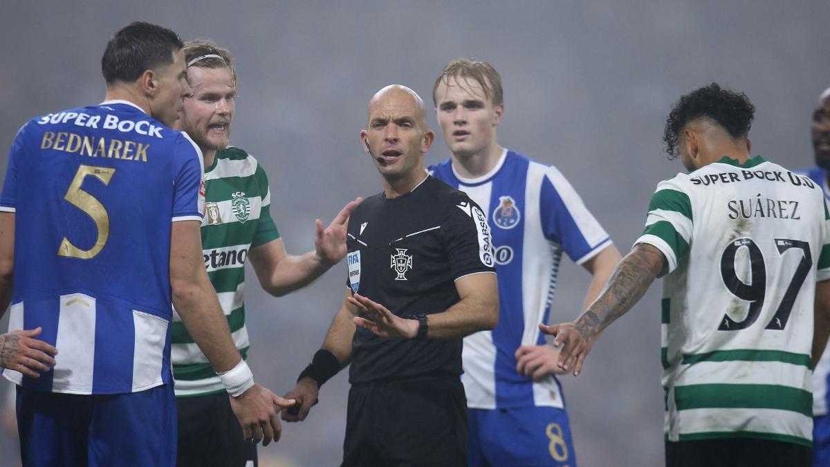 Bagarre, serviettes volées, vestiaire vandalisé… le Sporting CP a vécu l’enfer à Porto