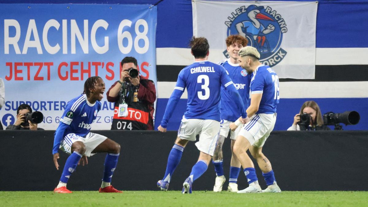 Ligue Europa Conference : le vestiaire de Strasbourg exulte après sa qualification historique !