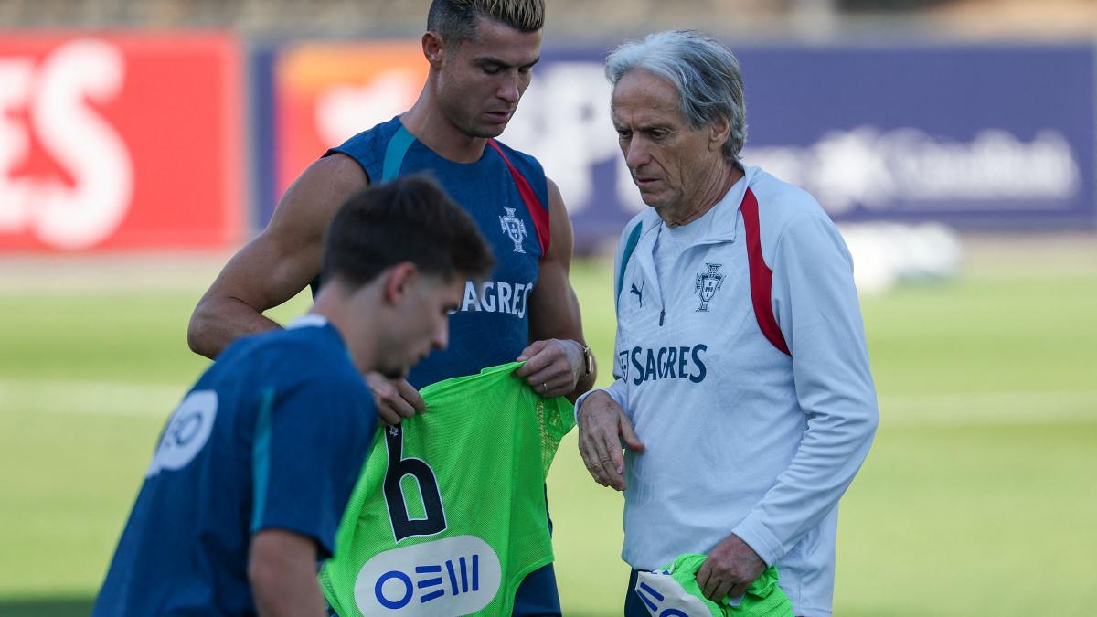 https://www.footmercato.net/a1184034483404911331-portugal-jorge-jesus-fait-une-enorme-promesse-sur-laffaire-cristiano-ronaldo