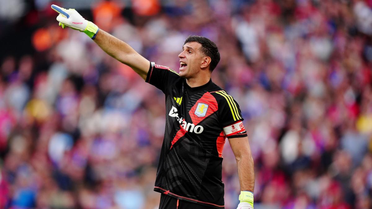 Aston Villa : la grosse bourde d’Emiliano Martínez face à Liverpool