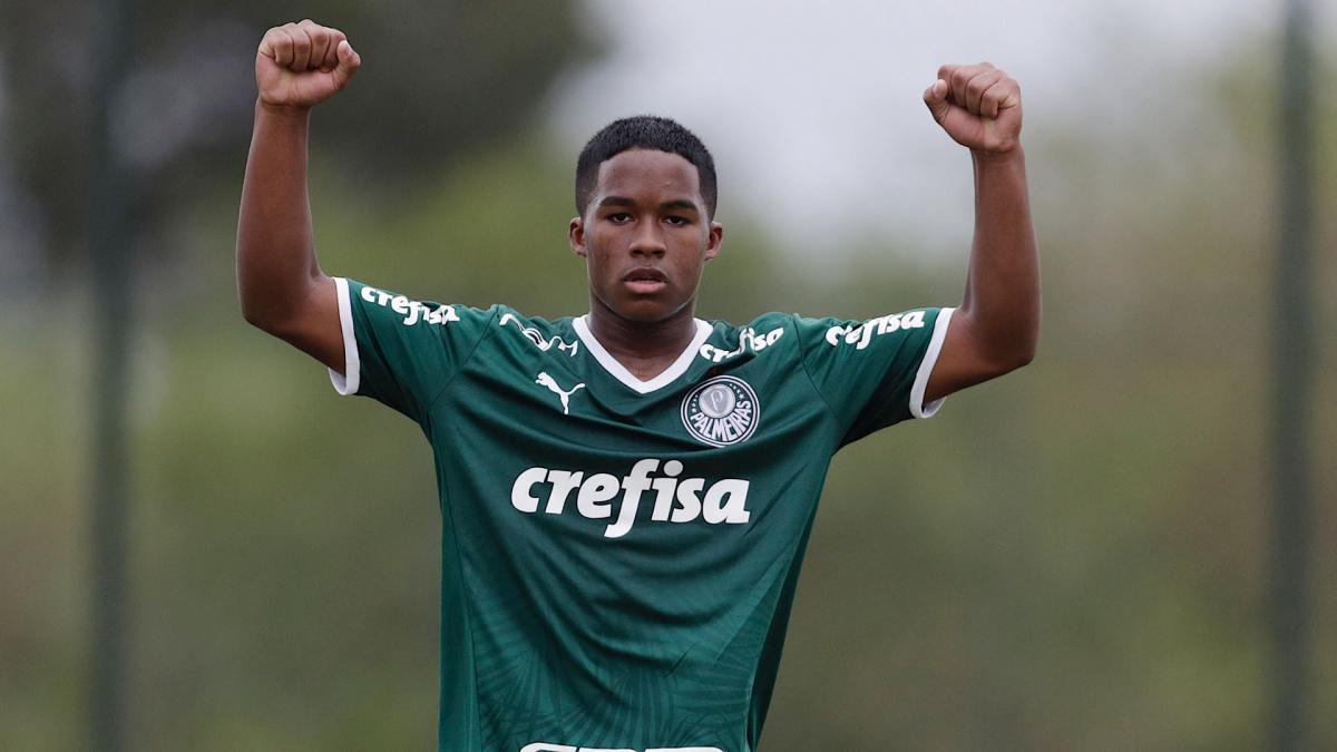 Brésil : la pépite Endrick devient le plus jeune joueur de l'histoire de Palmeiras