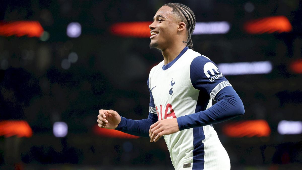 Tottenham confirme la lourde blessure au genou pour Wilson Odobert