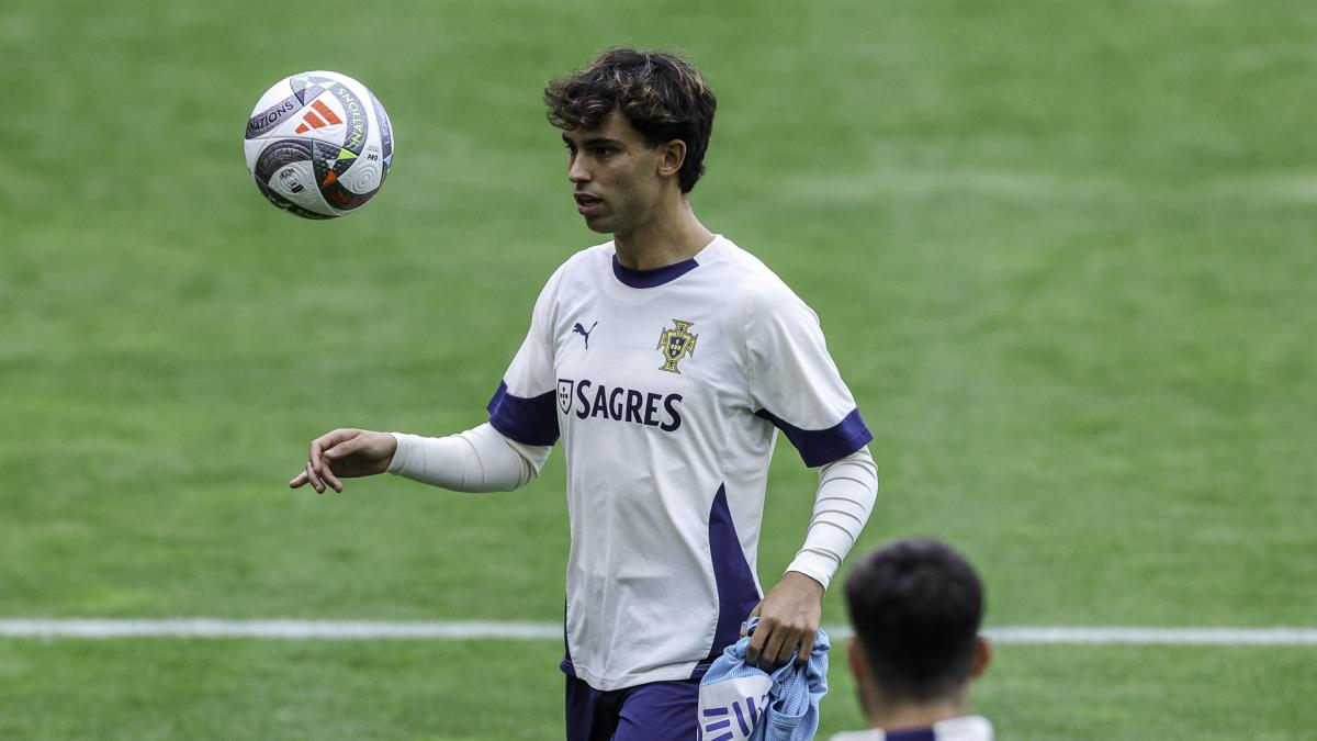 Bruno Lage confirme l’intérêt du Benfica pour João Félix