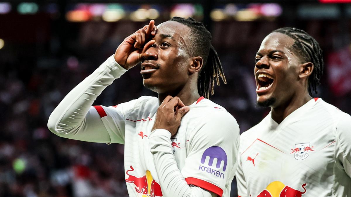 Transferts en direct sur Foot Mercato
