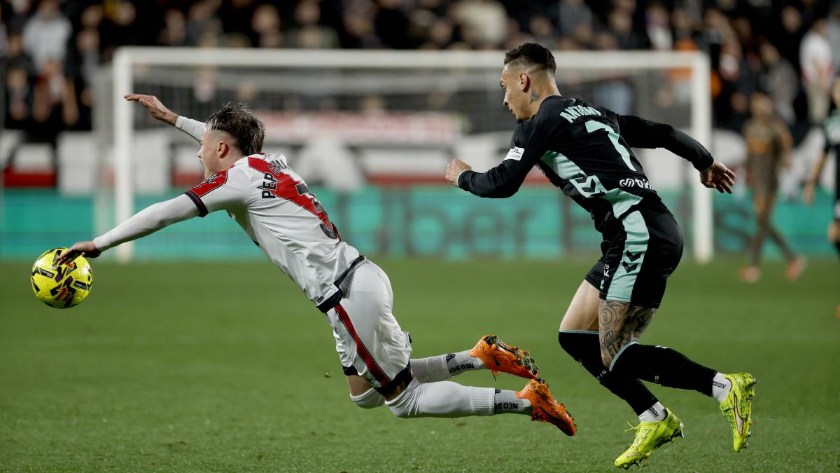 Liga : le Rayo Vallecano accroche le Real Betis