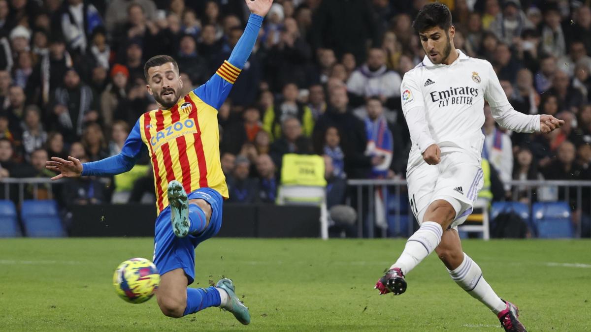 Liga : le Real Madrid dompte Valence mais perd Karim Benzema sur blessure !