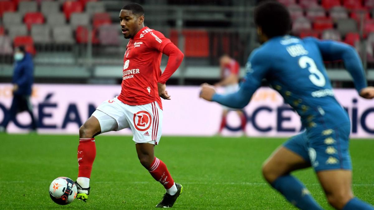 Ronaël PierreGabriel va rester à Brest