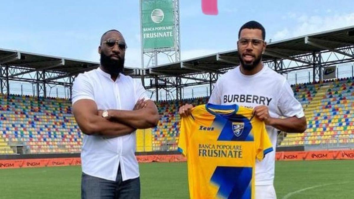 Gabriel Charpentier est observé