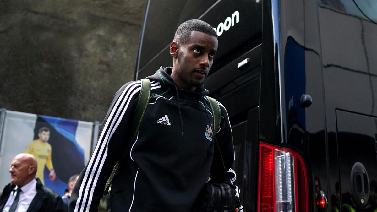 Alexander Isak sort enfin son silence et demande à quitter Newcastle !