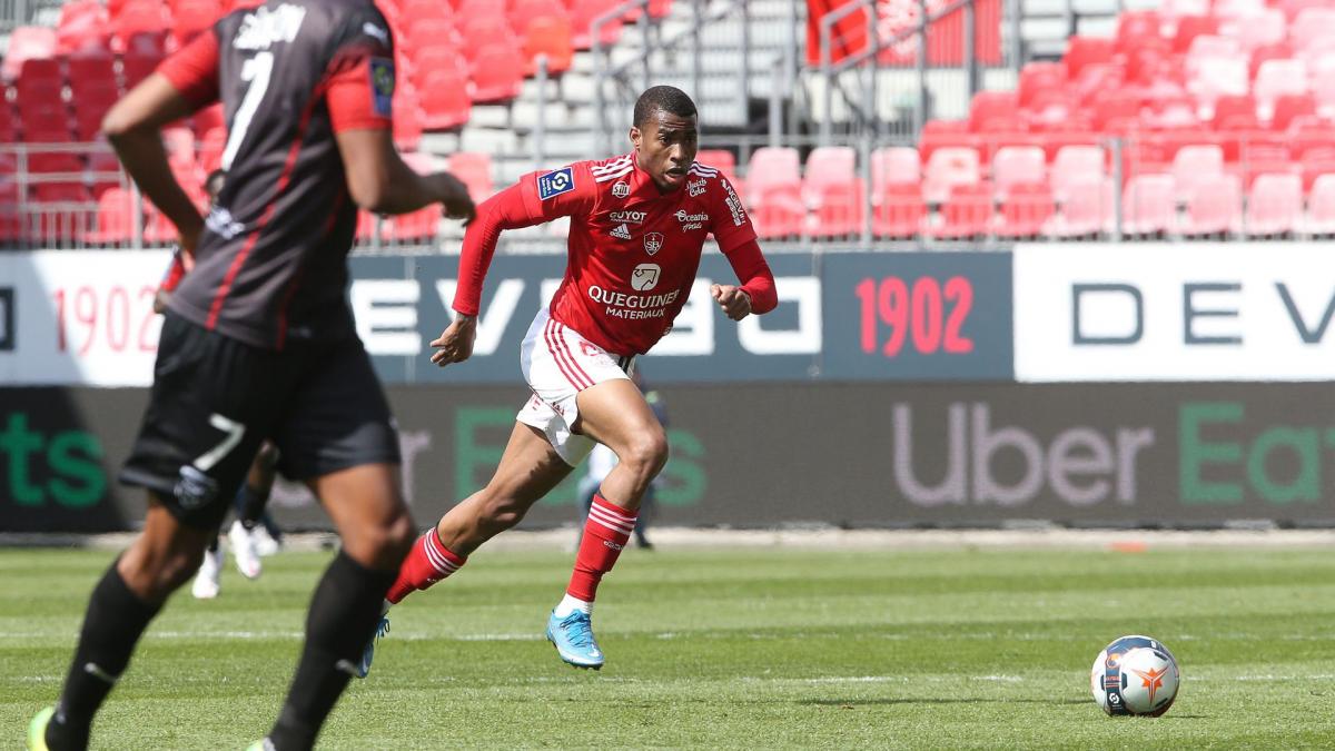 OL : une belle porte de sortie s'ouvre pour Jean Lucas - Vimarsana News