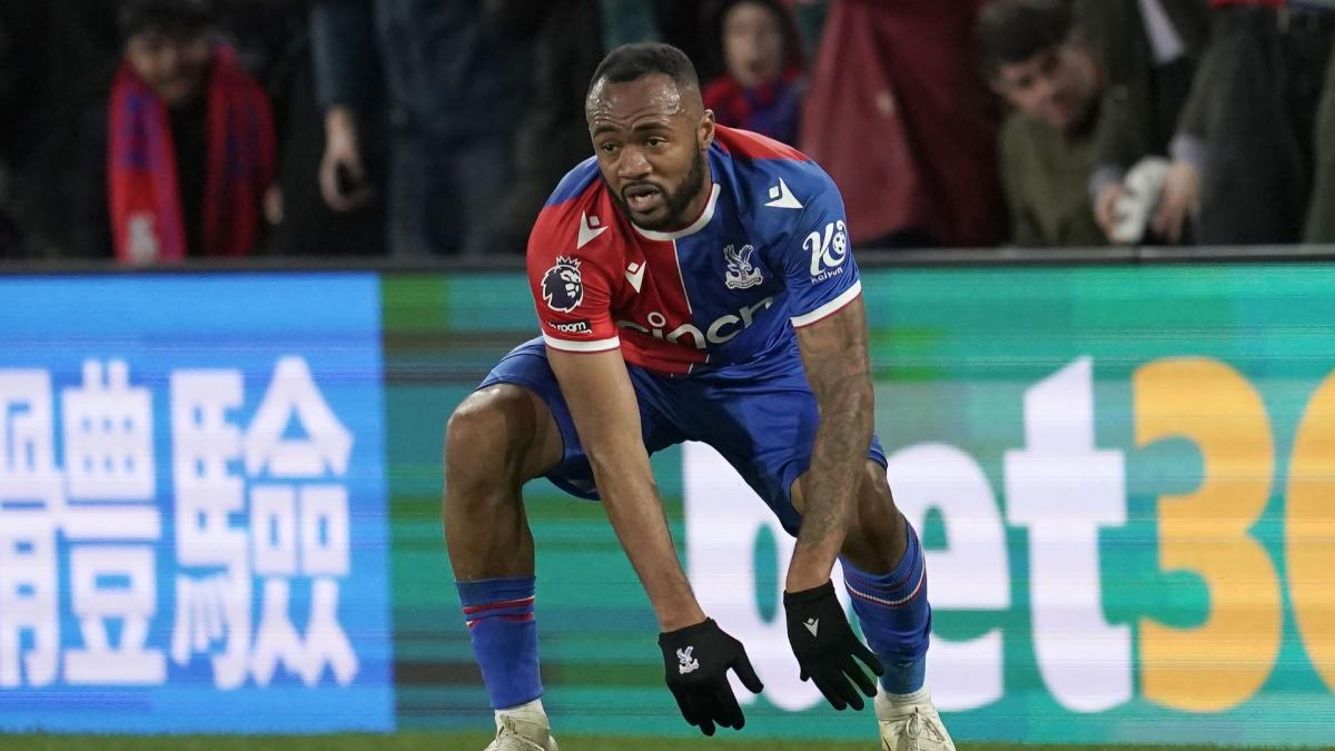 Leicester annonce 10 départs