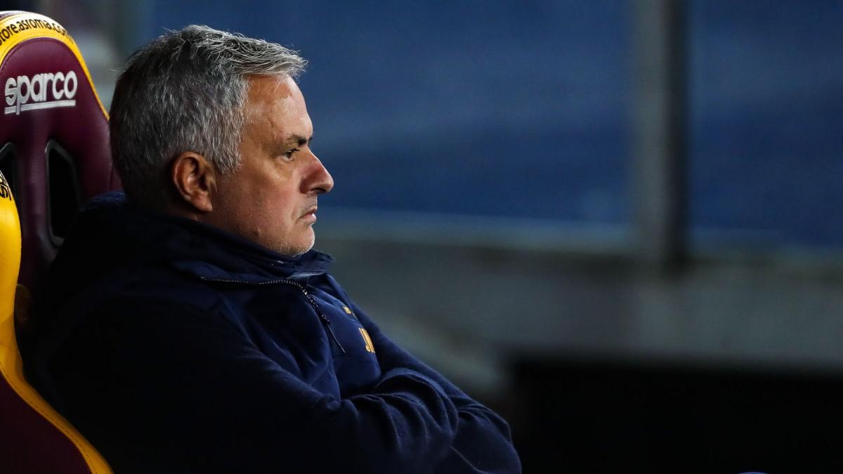 Jose Mourinho settles scores with his supporters