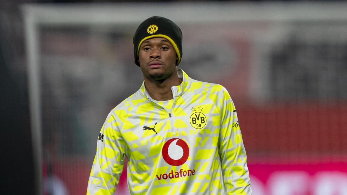 Borussia Dortmund : personne ne regrette le départ annoncé de Julien Duranville à l’OL...