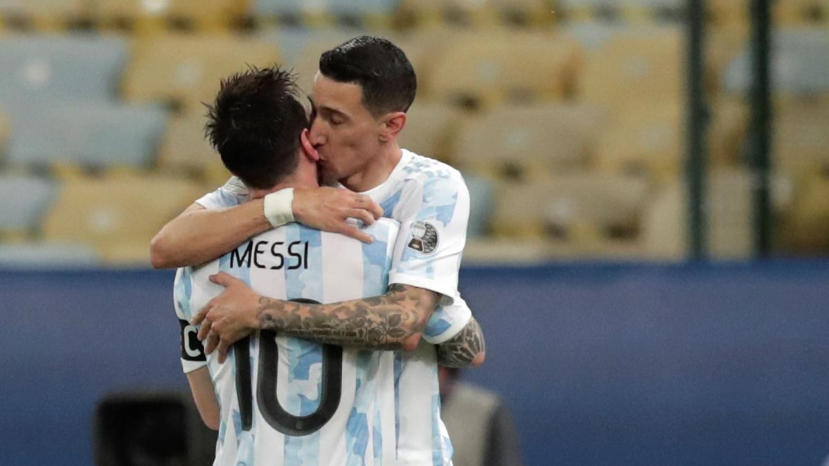 La plantilla de Argentina con Messi, Di María y Paredes