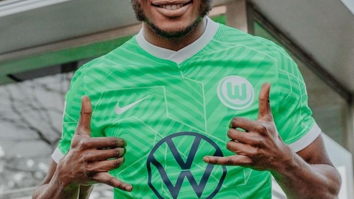 Sticker football Wolfsburg maillot pour les supporteurs - stickers foot