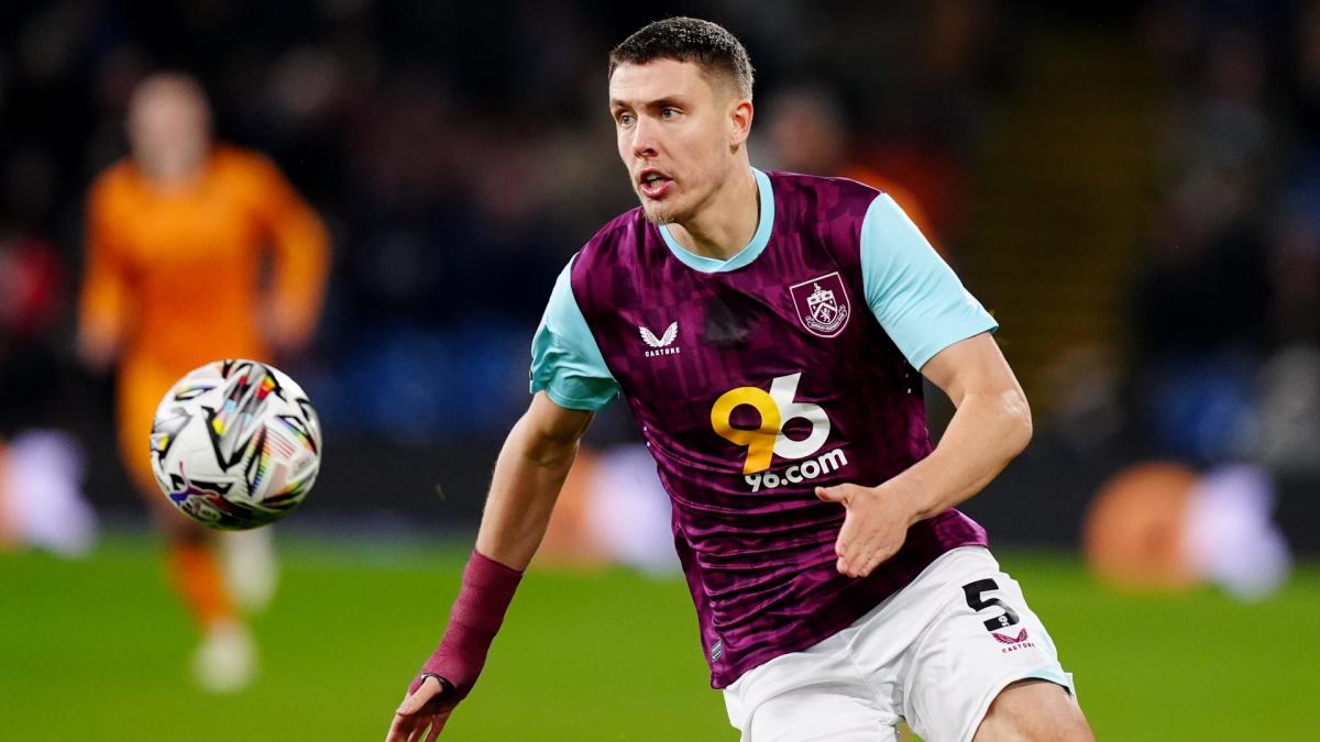 Maxime Estève prolonge à Burnley