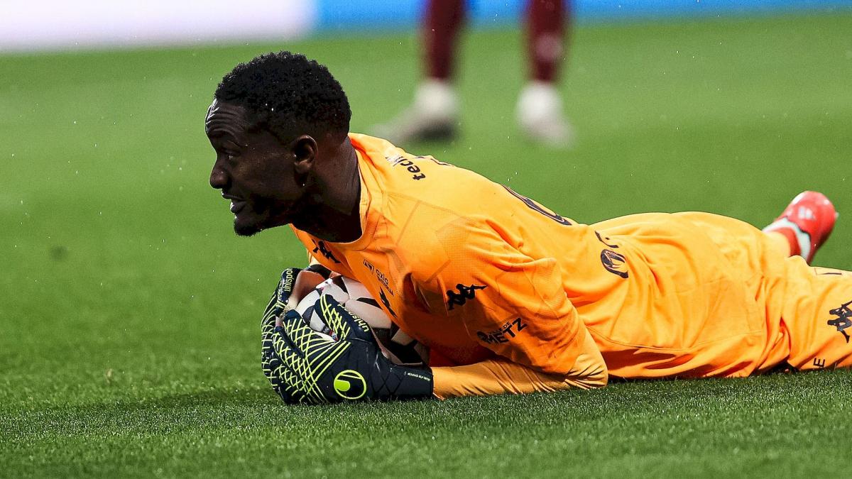 Le FC Metz donne enfin des nouvelles suite à l’inquiétante sortie sur civière de Pape Sy !