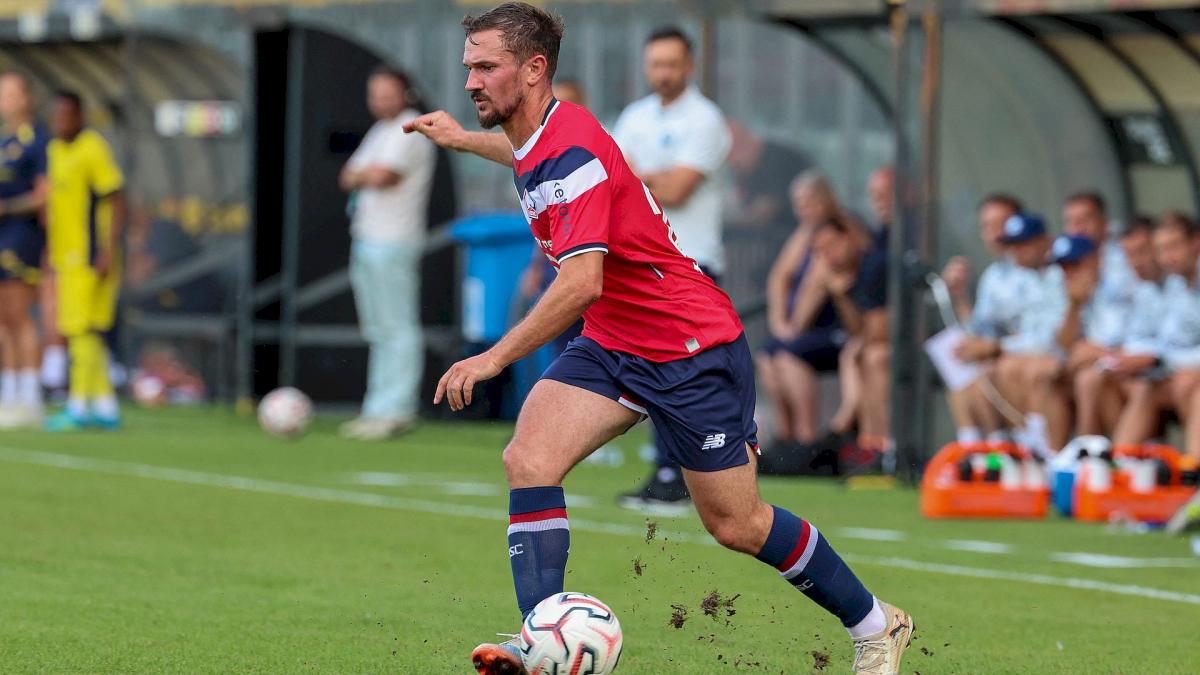 https://www.footmercato.net/a6975650268023355037-lille-gaetan-perrin-pointe-du-doigt-le-manque-de-constance