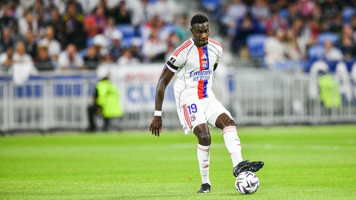 De flop à 30M€ à véritable patron de l’OL, l’incroyable métamorphose de Moussa Niakhaté