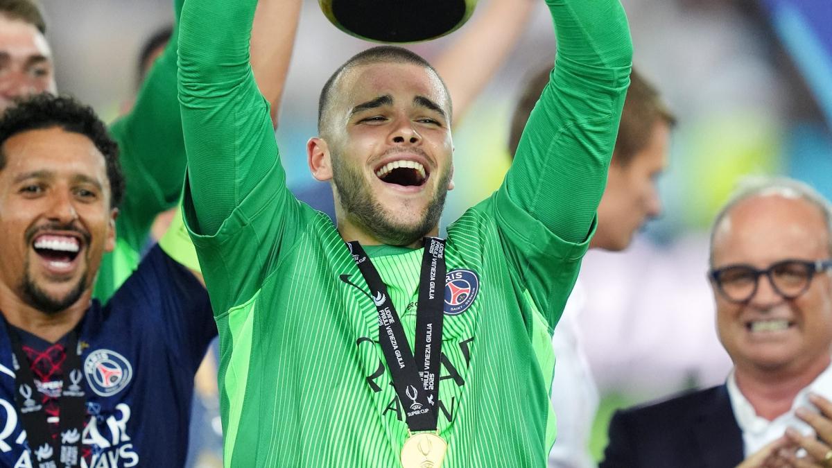 PSG : Lucas Chevalier a vécu une drôle de première soirée !