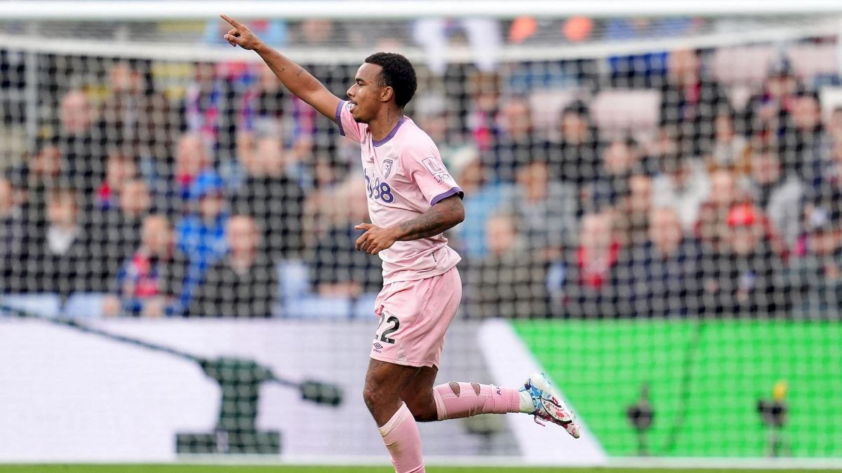 Bournemouth : la pépite française Eli Junior Kroupi commence à tout casser