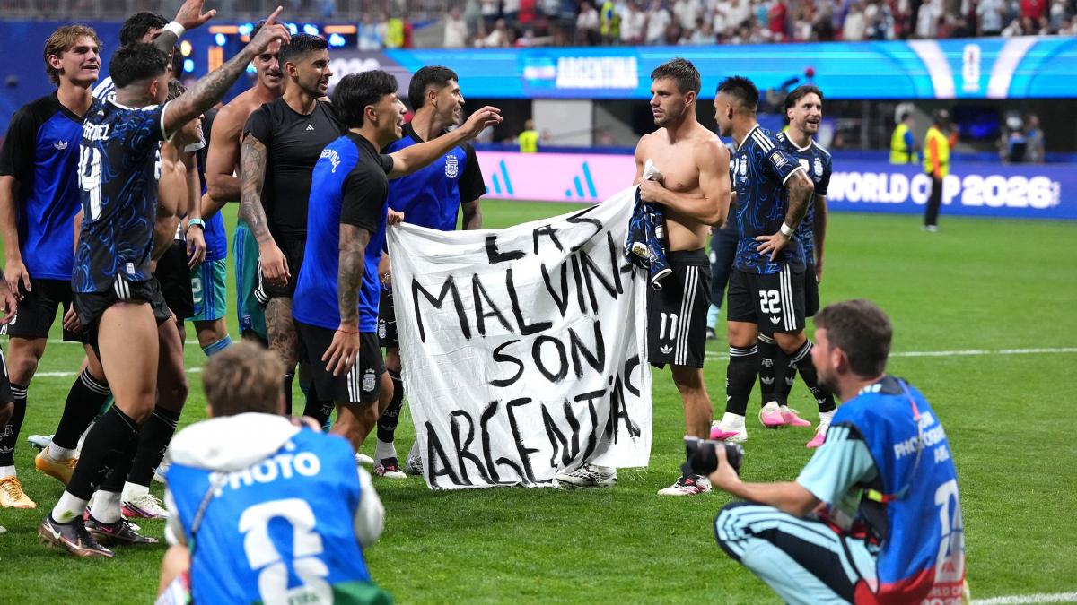 FIFA speaks on Argentina's Malvinas banner — photo: Foot Mercato