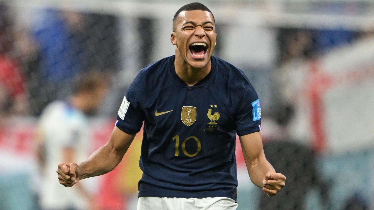 Kylian Mbappé huilt voor Cristiano Ronaldo