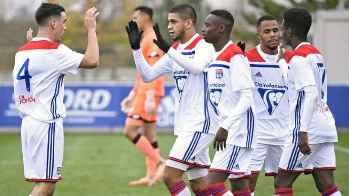 Le Mercato Des Jeunes L Autre Chantier Parallele De L Ol