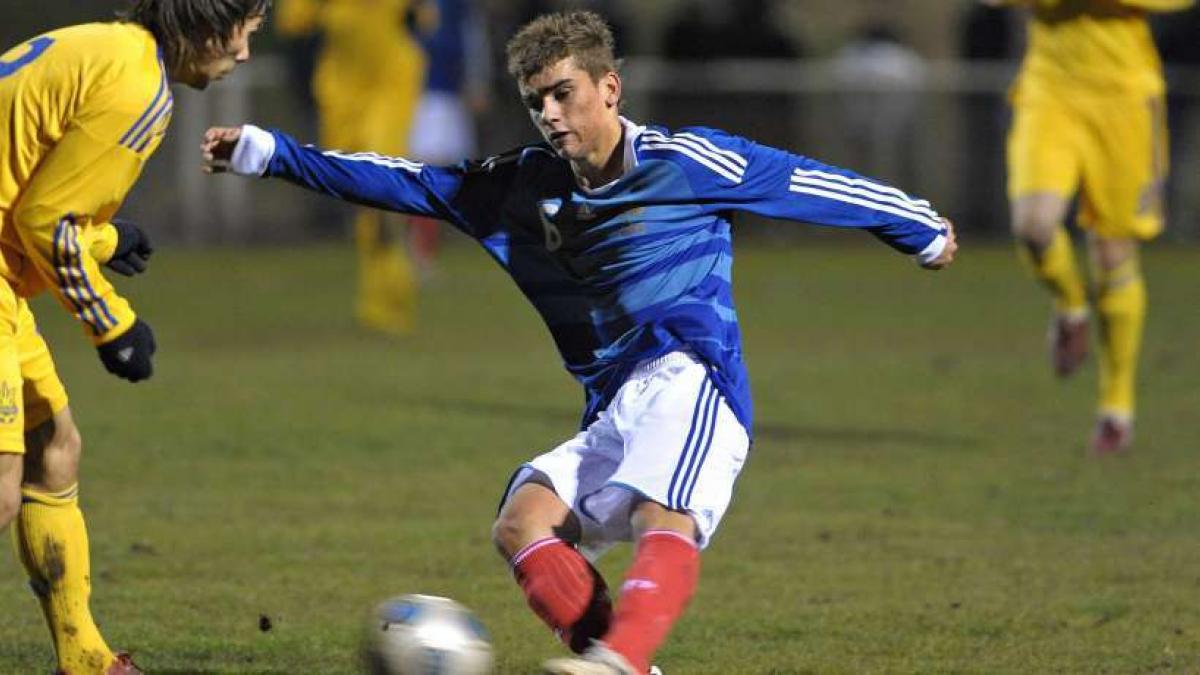 Antoine Griezmann Faire quelques apparitions en Espoirs et